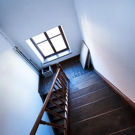 Big Mama With Mobile Aircon, Free Parking コルマール