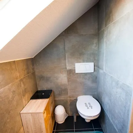 Big Mama With Mobile Aircon, Free Parking شقة *