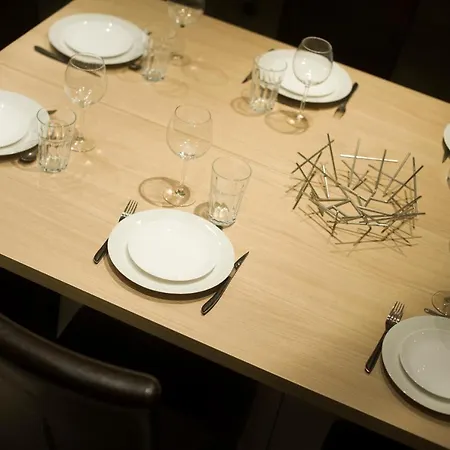 Big Mama With Mobile Aircon, Free Parking شقة