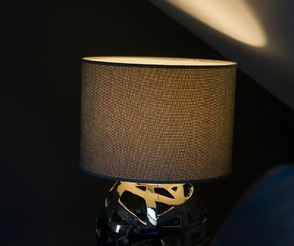 Апартаменты Big Mama With Mobile Aircon, Free Parking Кольмар