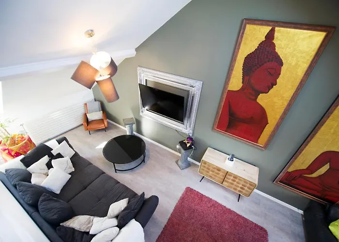 Apartment Big Mama With Mobile Aircon, Free Parking *