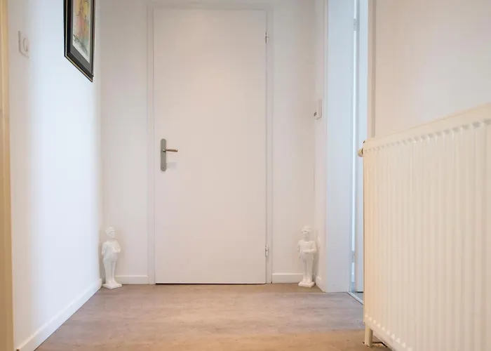 Big Mama With Mobile Aircon, Free Parking アパート *