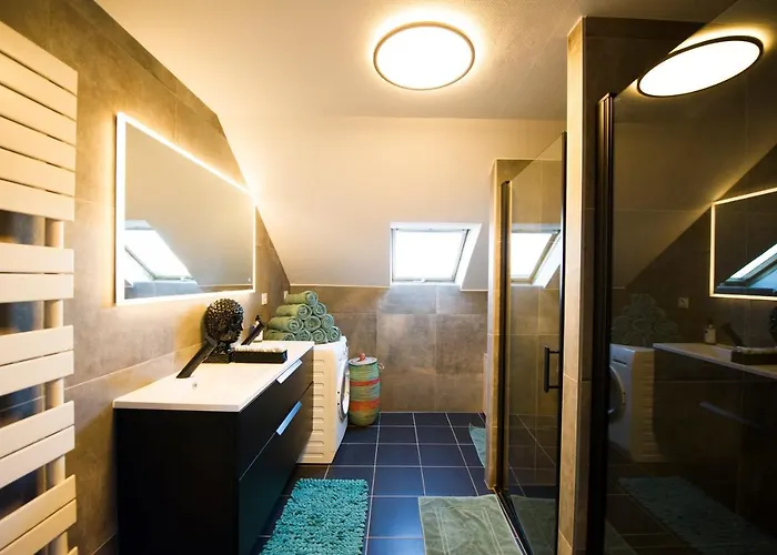 Apartment Big Mama With Mobile Aircon, Free Parking *